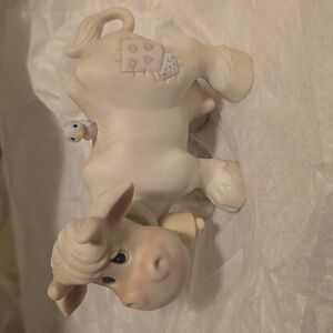 2/15 1980 Enesco Cow Figurine with Bird